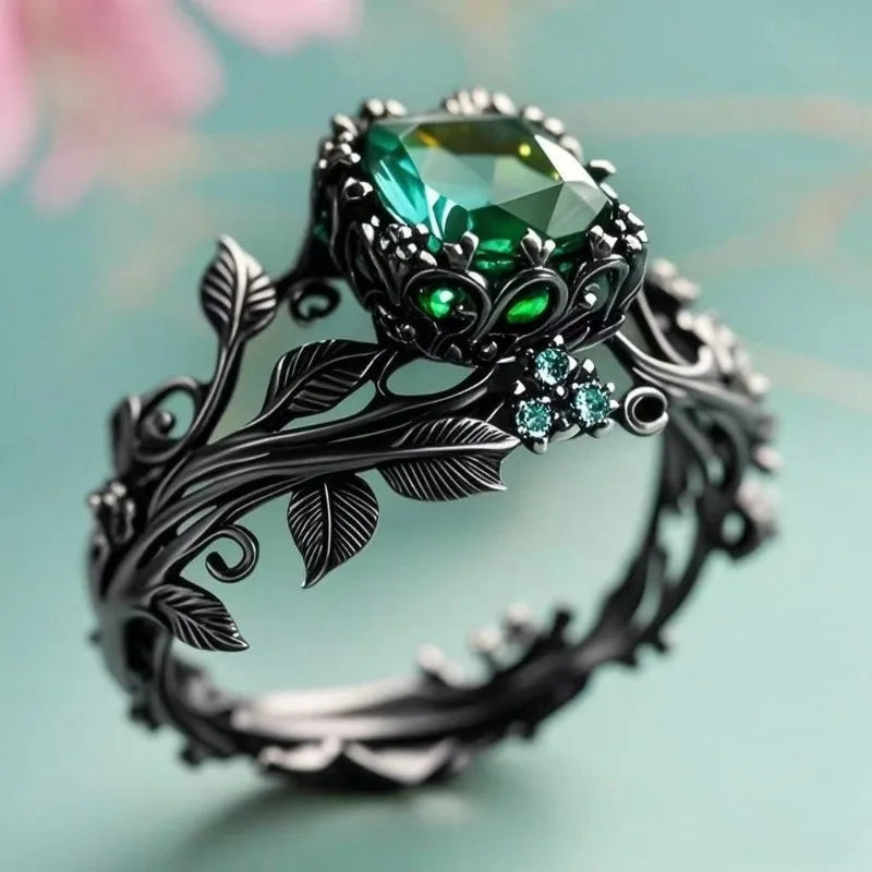 Vintage Green Zircon Totem Ring