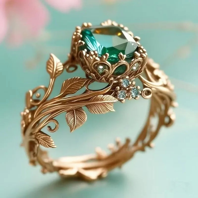 Vintage Green Zircon Totem Ring